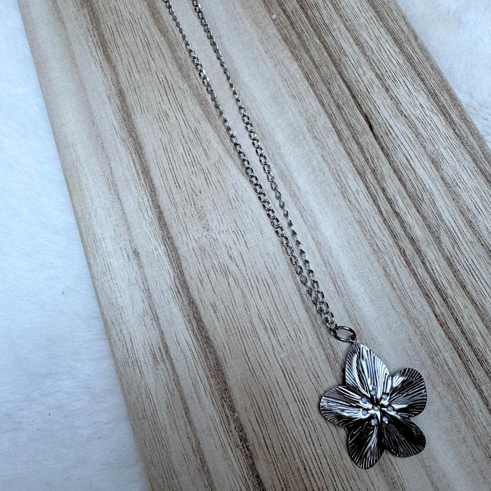 Beautiful Flower ketting Zilver