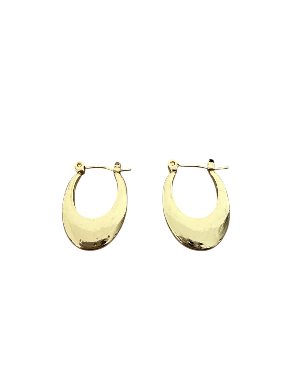Bold oval hoops